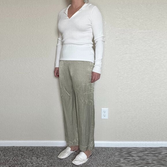 White H&M Sweater Size M - Picture 2 of 9